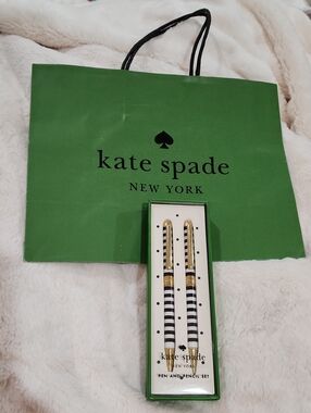 NWOT Kate Spade New York Pen & Pencil Set with Shopping Bag